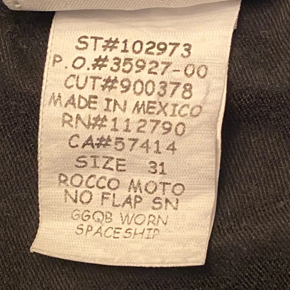 Men’s True Religion - Picture 9 of 9